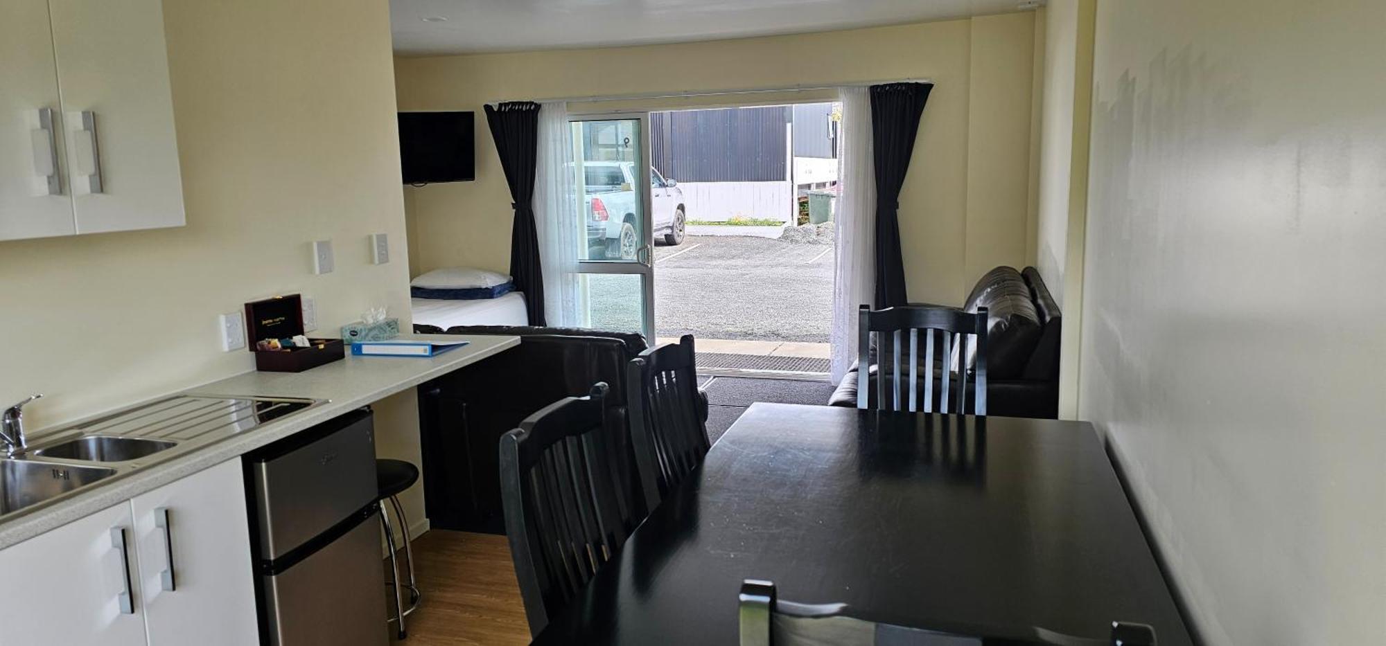 Twin Coast Adventures Motel Kaikohe ภายนอก รูปภาพ