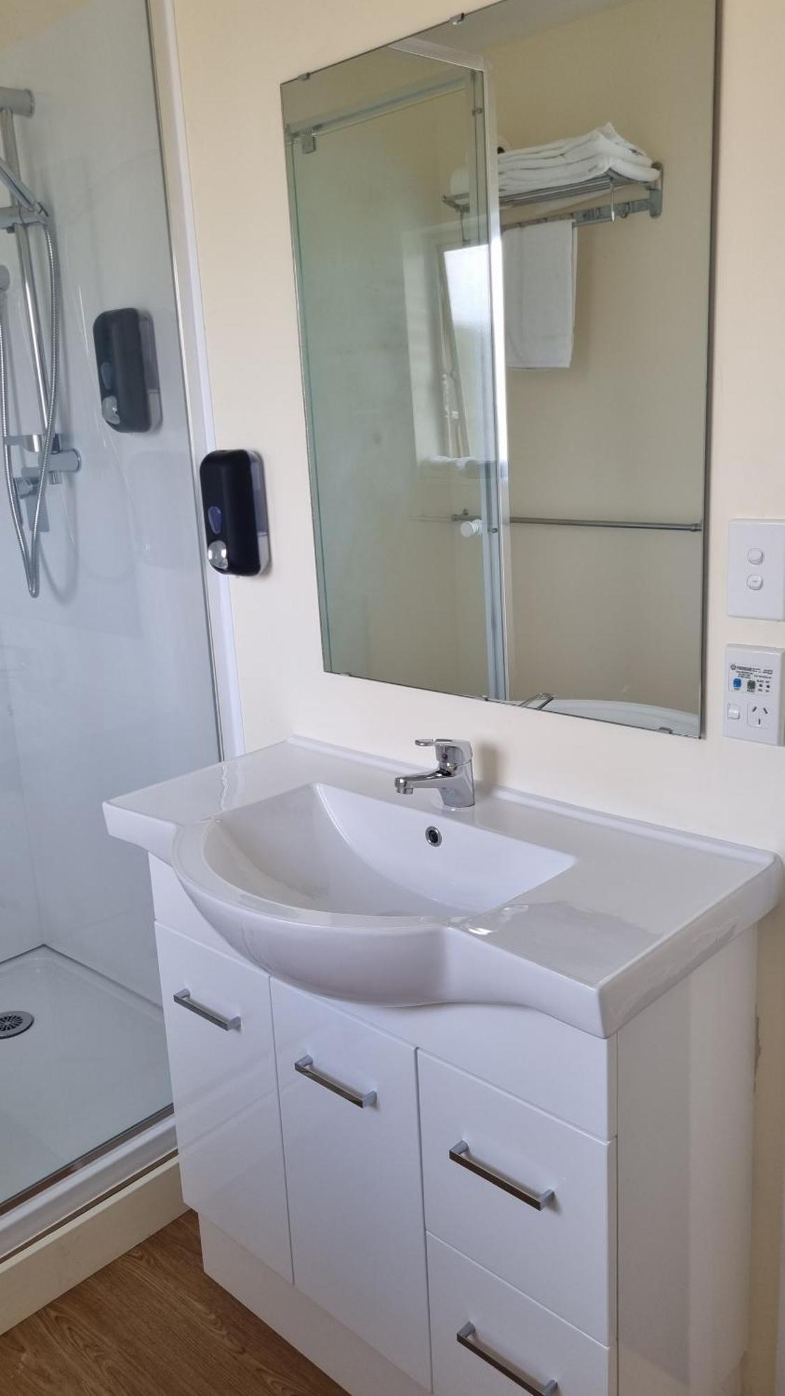 Twin Coast Adventures Motel Kaikohe ภายนอก รูปภาพ