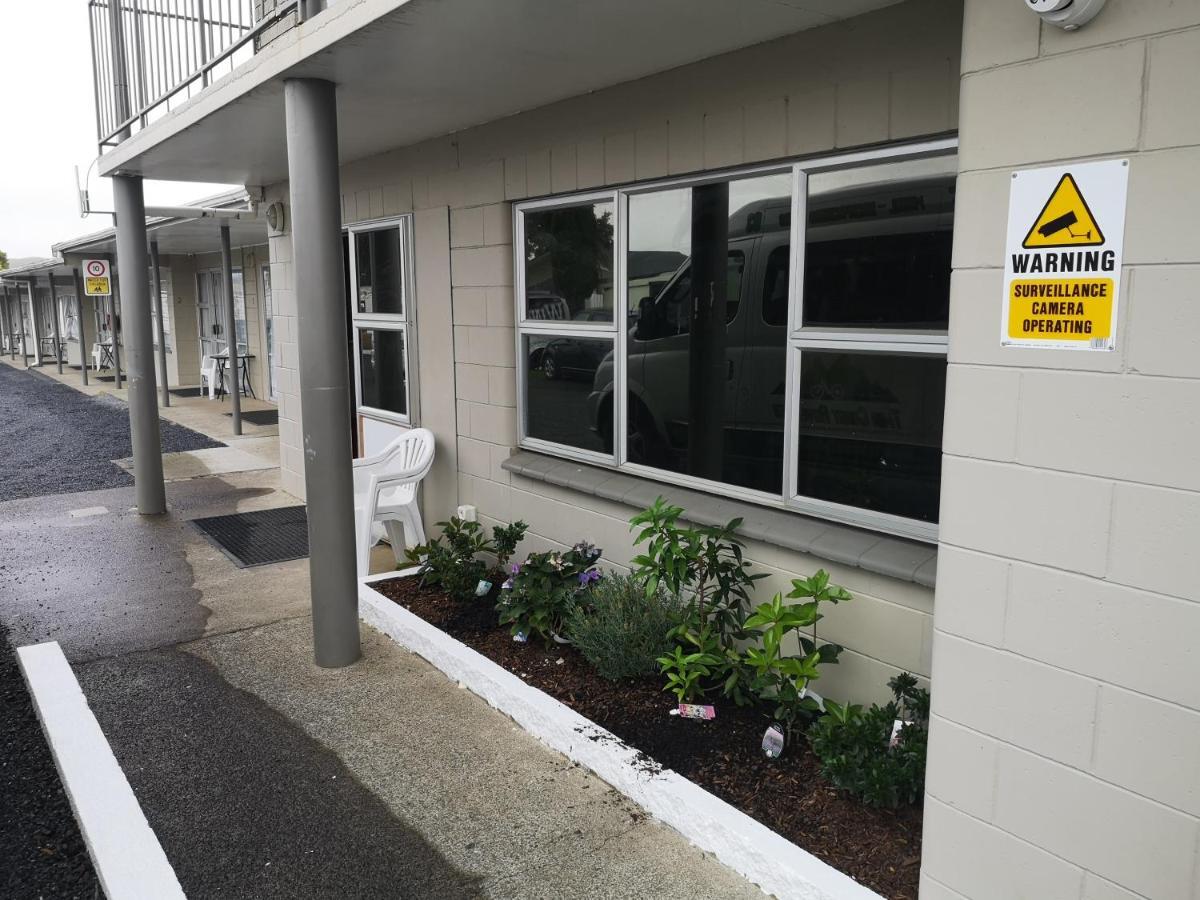 Twin Coast Adventures Motel Kaikohe ภายนอก รูปภาพ